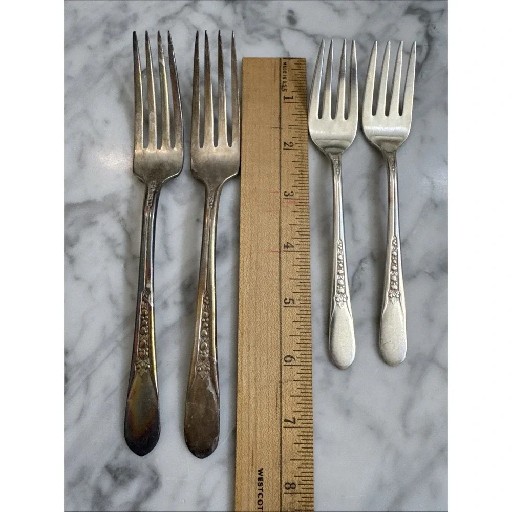 Priscilla Ladyann 1941 International Silver‎ Silverplate 4 Salad + Dinner Forks